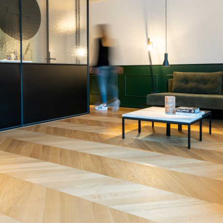 Meerlagig parket tand en groef | 9x52 cm | LMB Natural Oak Chevron